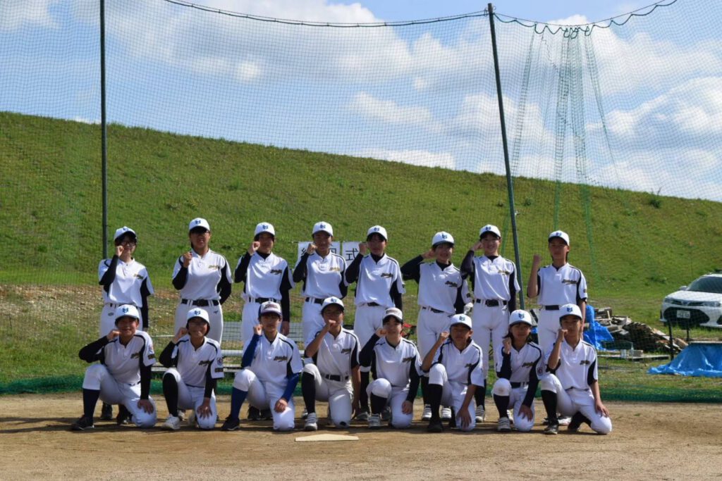 愛知三河ガールズの集合写真